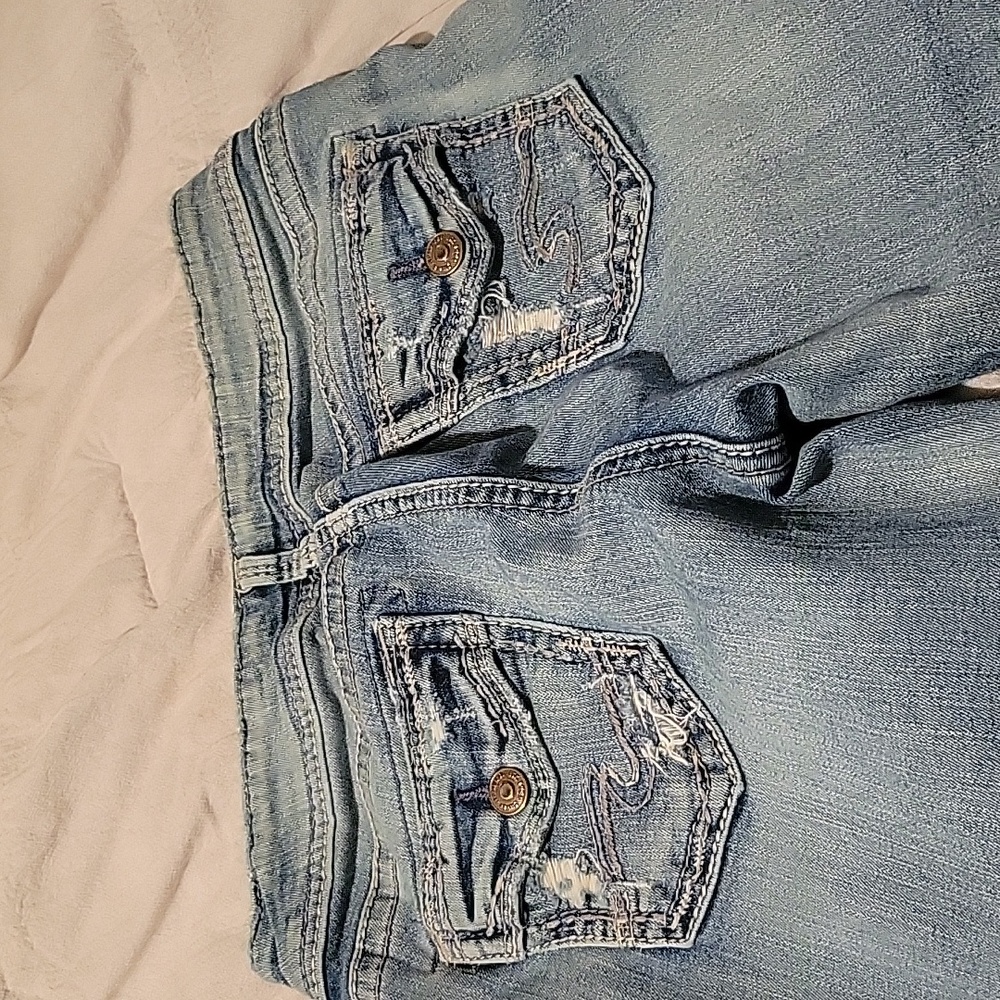 Capris - Picture 2 of 4
